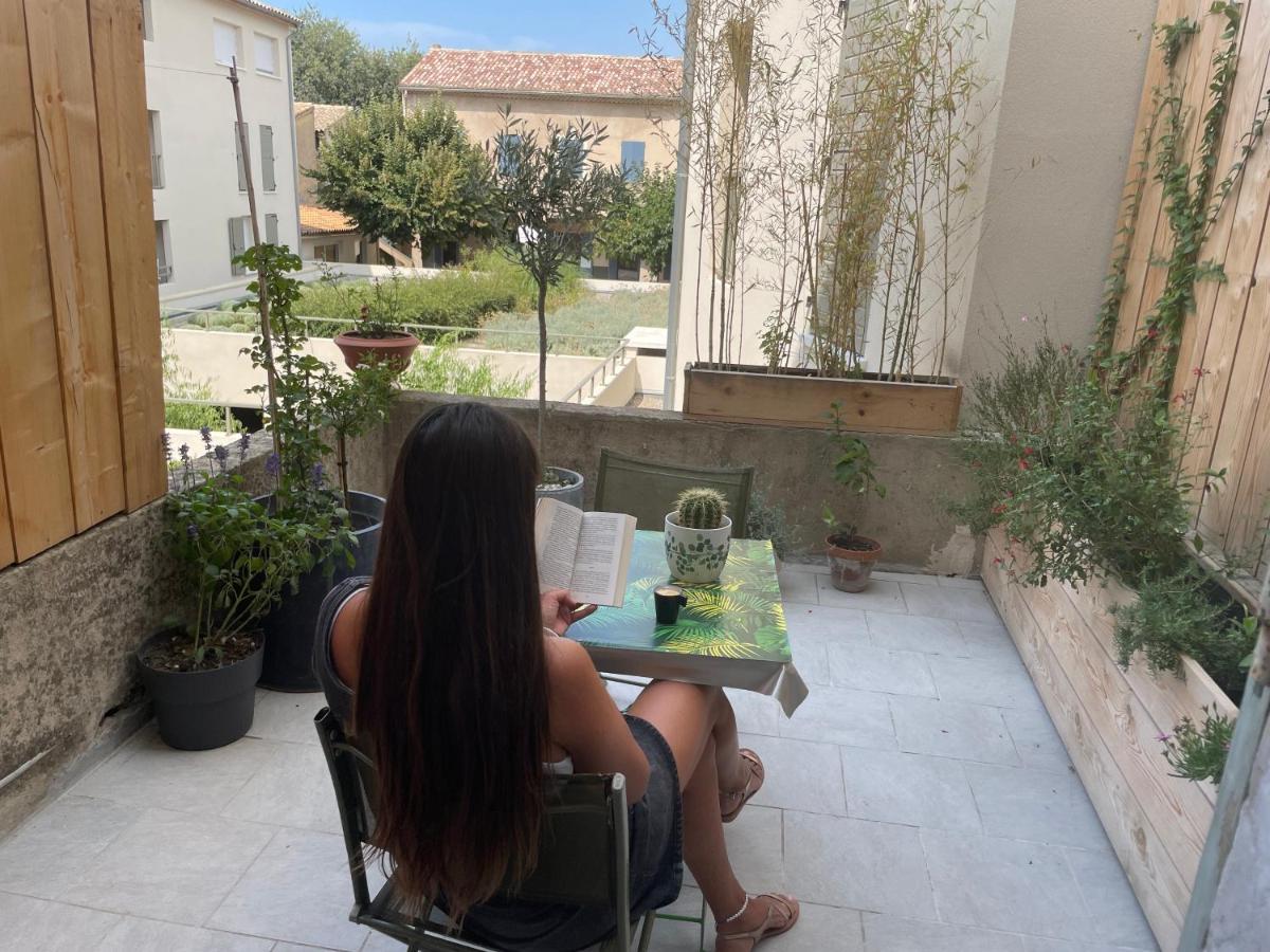 Appartement Au Centre De La Venise Provencale LʼIsle-sur-la-Sorgue Exterior foto